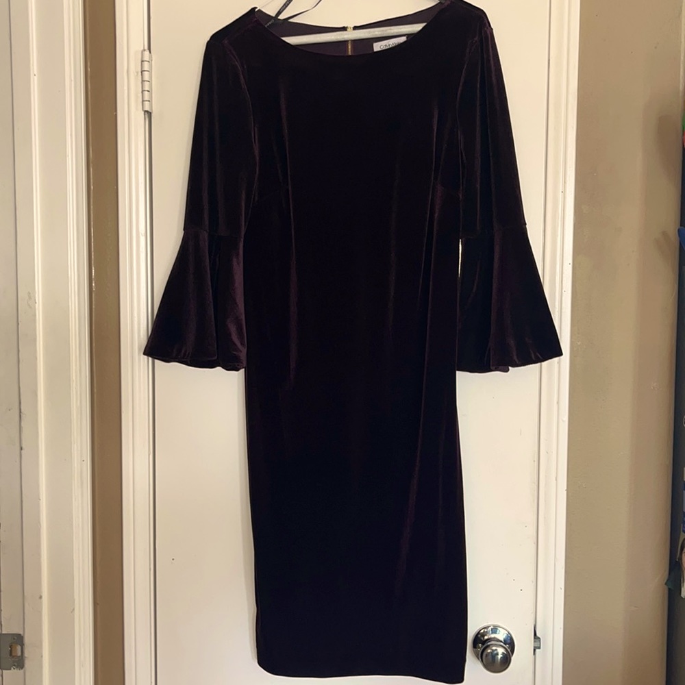 Calvin Klein midi dress. Deep purple color, velvet